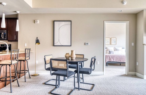Cherry Creek Apartment | Chic Cherry Creek 2BR w/ Gym & Dog Park, 2 blocks to Mall, by Blueground