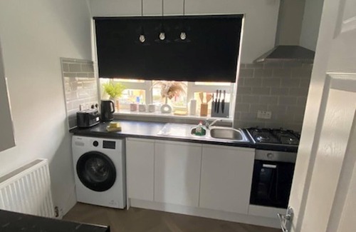 Peckham Apartment | Chic City Retreat Immaculate 2 Bed Oasis in London