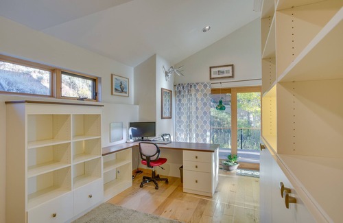 Wildridge House | Chic Colorado Escape w/Balcony & Mountain Views!