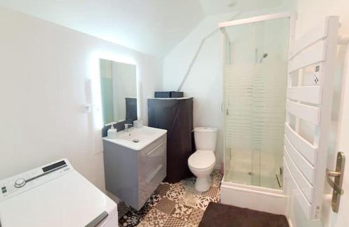 Vierzon Apartment | Chic & Contemporain