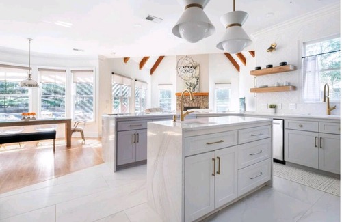 Hickory Withe House | Chic Countryside Estate-Fire Pit-Game Room-Chef's Kitchen