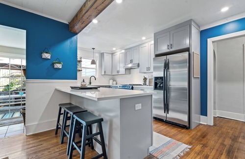 North Chattanooga House | Chic & Cozy North Chatt Getaway -1m to River