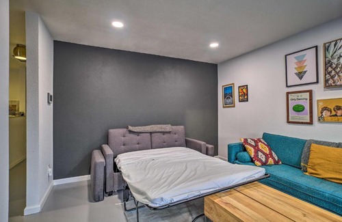 Desert Hot Springs House | Chic Desert Hot Springs Oasis with Game Room!