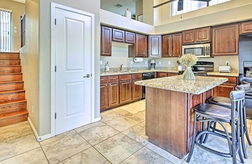 Riverside House | Chic Dtwn Tempe Getaway Near ASU & Beach Park