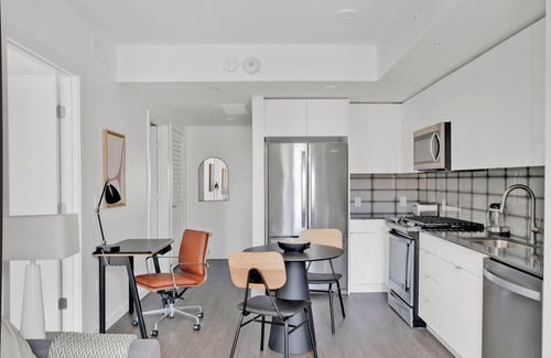 Downtown Seattle Apartment | Chic First Hill 1BR w/Gym & Coworking, by Blueground