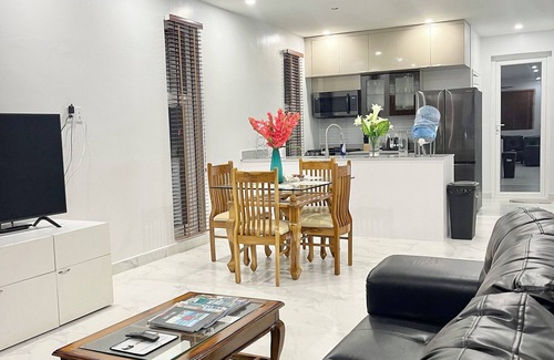 Leeward Settlement House | Chic Getaway Modern Villa/pool, nearby Sunset beach, June Spl. Discount