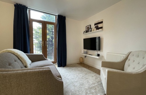 Barnsley Apartment | Chic Haven in Barnsley