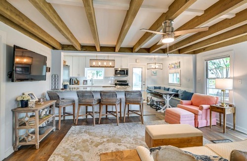Myrtle Beach House | Chic Historic Myrtle Beach Cottage Steps to Beach