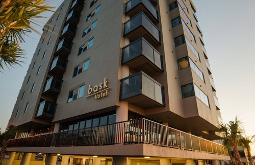 Morehead City Apartment | Chic hotel suite with fitness room and WiFi in beautiful Downtown Morehead City