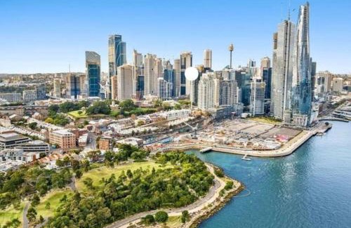 Millers Point Apartment | Chic Large 4 Bedroom Barangaroo The Rocks Sydney