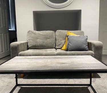 Maidstone Apartment | Chic Maidstone getaway