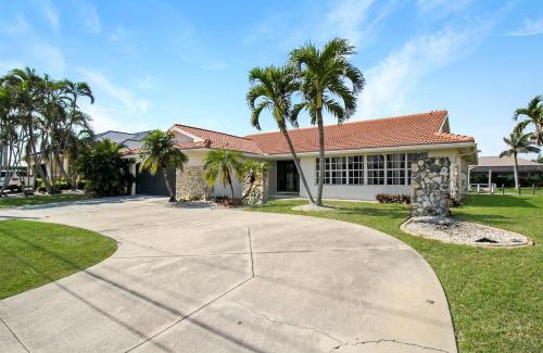Punta Gorda House | Chic & modern canal-front retreat with private pool - Azure Tides