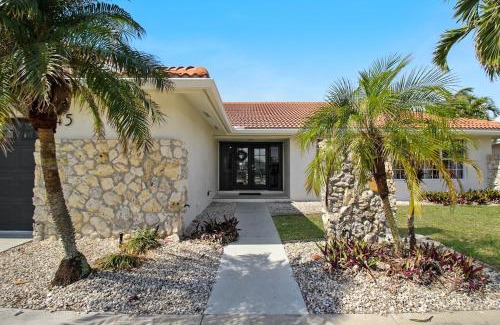 Punta Gorda House | Chic & modern canal-front retreat with private pool - Azure Tides