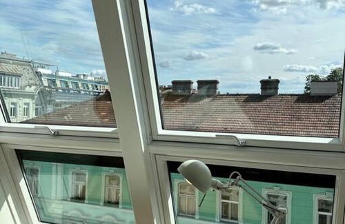 Weißgerber Apartment | Chic & Modern in Beautiful Vienna l HG30