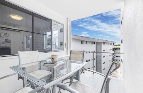Kelvin Grove Apartment | Chic Modern Retreat 1BR Apt w pool Kelvin Grove