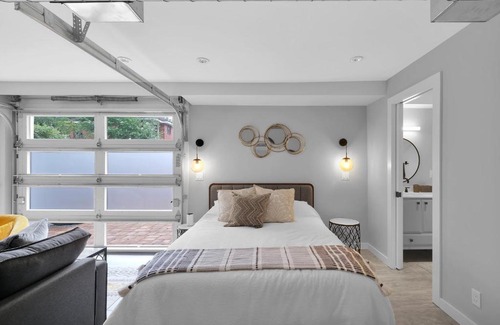 San Marco Apartment | Chic & modern studio in the heart of San Marco!