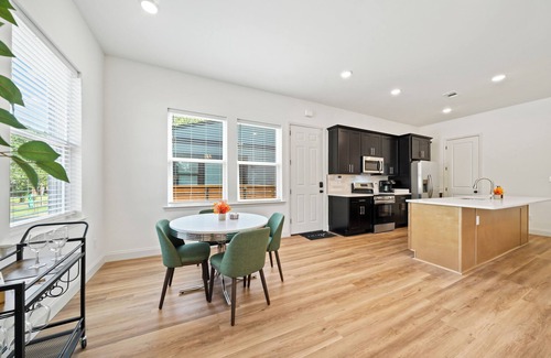 Downtown Memphis House | Chic new build 2BR/2BA near downtown Memphis