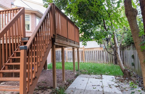 Glen Abbey House | Chic Oakville Hideaway: Perfect for Families