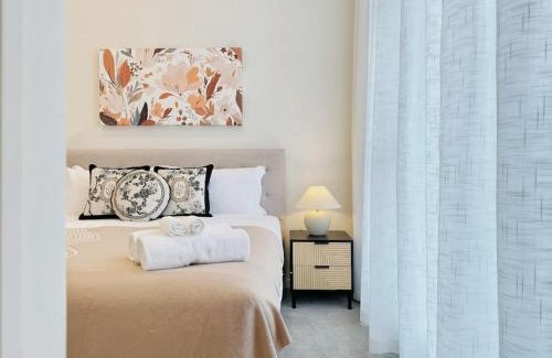Greenlane House | Chic Retreat 3Beds Luxury Townhouse - ASB showgrounds & Cornwall Park