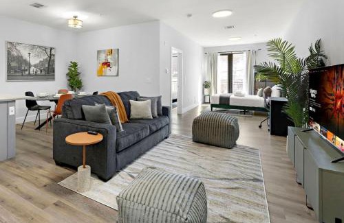Constable Hook Apartment | Chic Retreat Free Parking 30Min to NYC