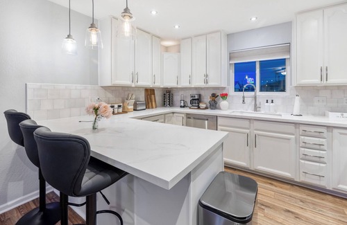 New Papago Parkway House | Chic Scottsdale Escape with Pool