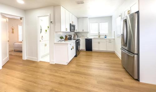 Sun Bay South House | Chic South Tampa Dreamy House