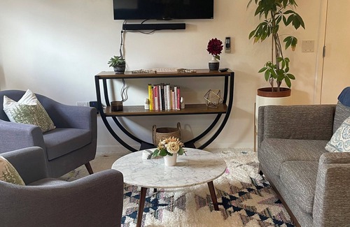 Santa Fe Apartment | Chic Studio Apartment near Downtown and Shopping
