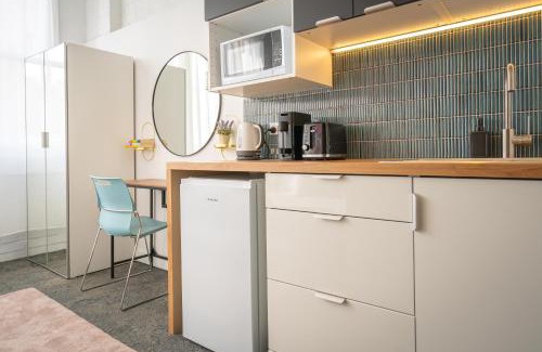Darlinghurst Apartment | Chic Studio C Oasis in the Heart of Darlinghurst