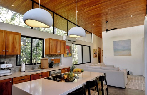 Playa Guiones House | Chic surf and yoga villa 2-minute walk to beach