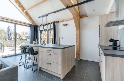 Baarle-Nassau House | Chic Thatched-Roof Stay