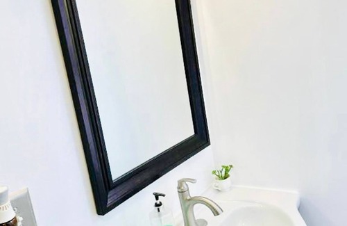Spruce Hill Apartment | Chic University City Studio in Philly with AC & WiFi