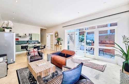 Bo'Kaap House | Chic Urban Escape – 2BR in Vibrant CPT