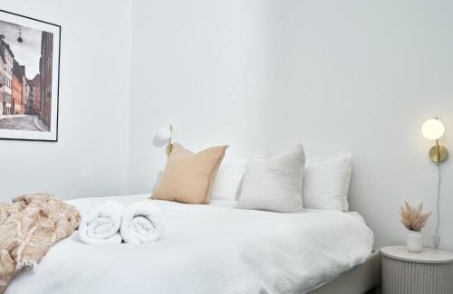 Richmond Apartment | Chic Urban Loft in Prime Location