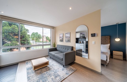 Financial District Apartment | Chic Urban Oasis in Chapinero