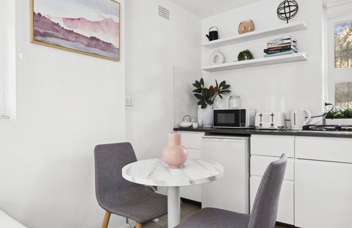 Paddington Apartment | Chic Urban Paddington Escape