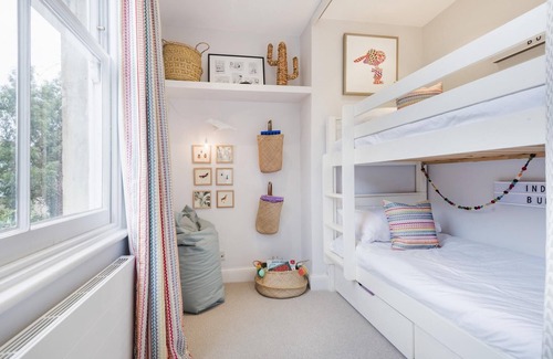 Northcote House | Chic Wandsworth Home with Patio
