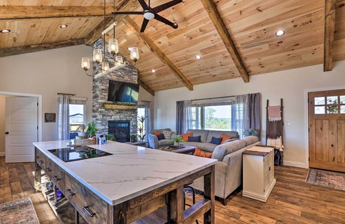 Williamstown House | Chic Williamstown Retreat with Pool & Hot Tub!