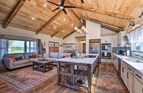 Williamstown House | Chic Williamstown Retreat with Pool & Hot Tub!
