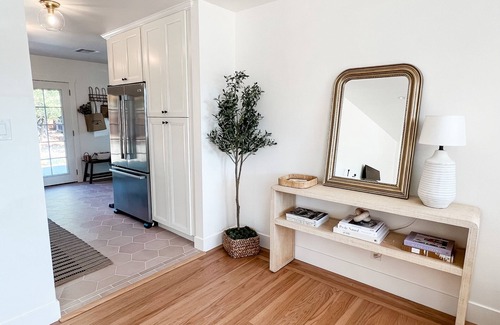 Healdsburg Cottage | Chic wine country cottage and garden