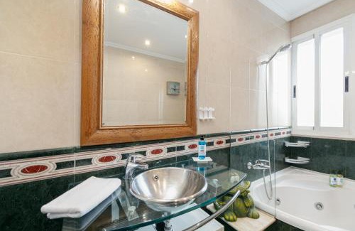 Coia Apartment | Chic y con parking by CABANA Rentals
