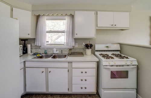 Chatham House | Chicago Escape Near Navy Pier & Shedd Aquarium!