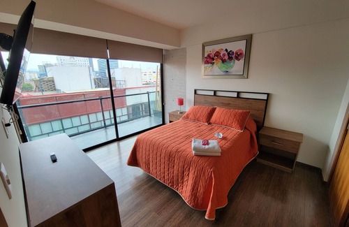 Benito Juarez Hotel | Chicago Suites WTC