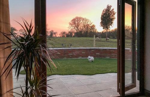 Saxmundham House | Chick Hatch Barn