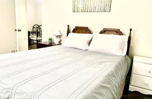 East Memphis Apartment | Chickasaw Garden-Tiger Lane