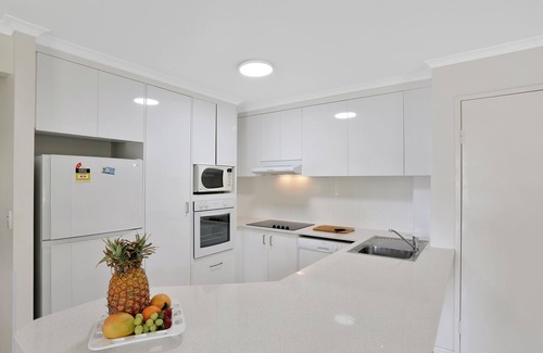 Main Beach Apartment | Chidori Court
