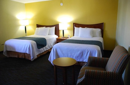 Fayetteville Hotel | Chief Motel