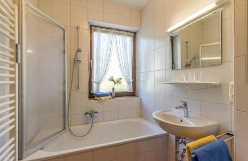 Oberaudorf Apartment | Chiemgau Comfort F1 Ferienwohnanlage Oberaudorf mit Hallenbad und Sauna