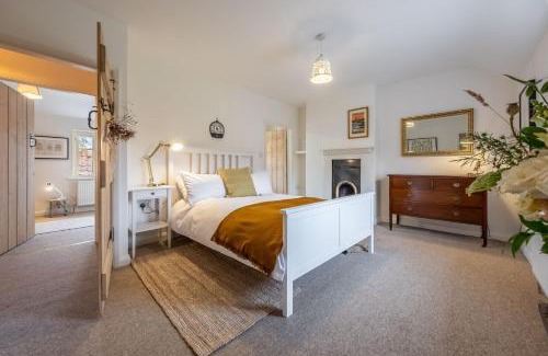 Fakenham House | Chiffchaff Cottage