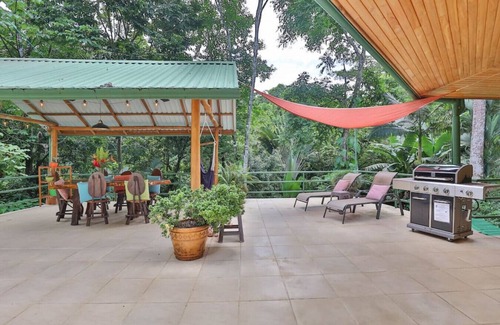 Valle Pura Vida House | Chill out in the Jungle!