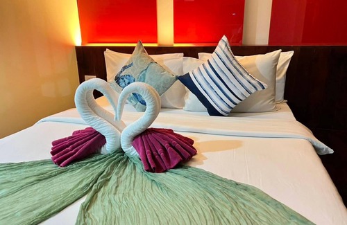 Patong Hotel | Chilli Salza Patong